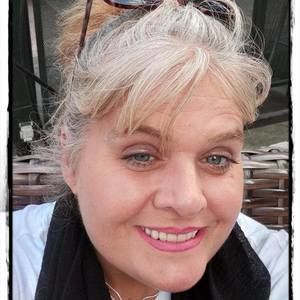 Meet your Posher, Deanna